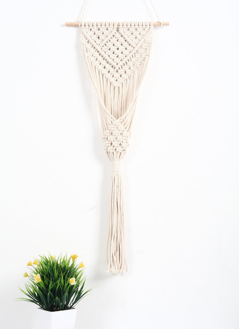 BloomNet: Natural Woven Display for Flowers & Home