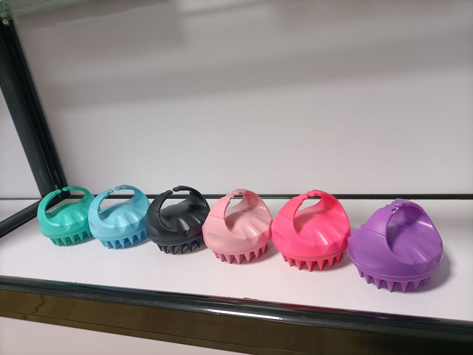 Silicone Scalp Massage Shampoo Brush